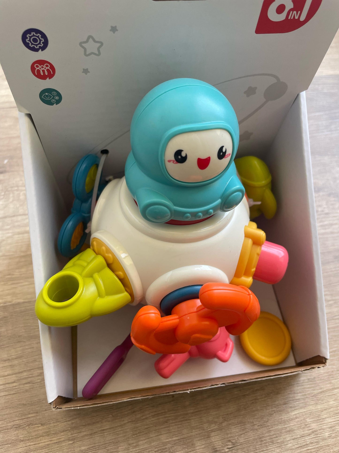 Astronaut 8 in 1 Pull String Toy